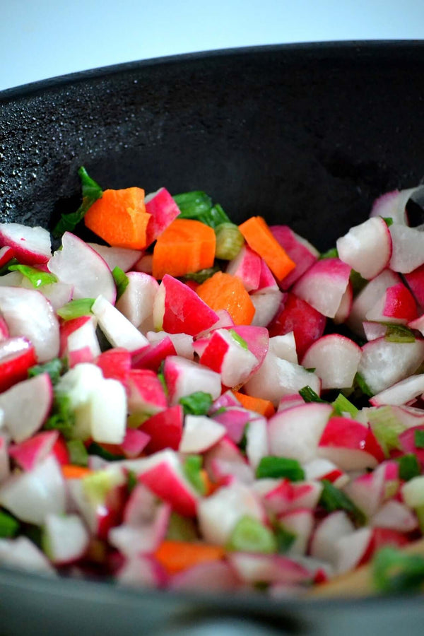 Micro-chopped Celery Salad (a.k.a. Celery Smoothie) - Navon Naturals Skincare